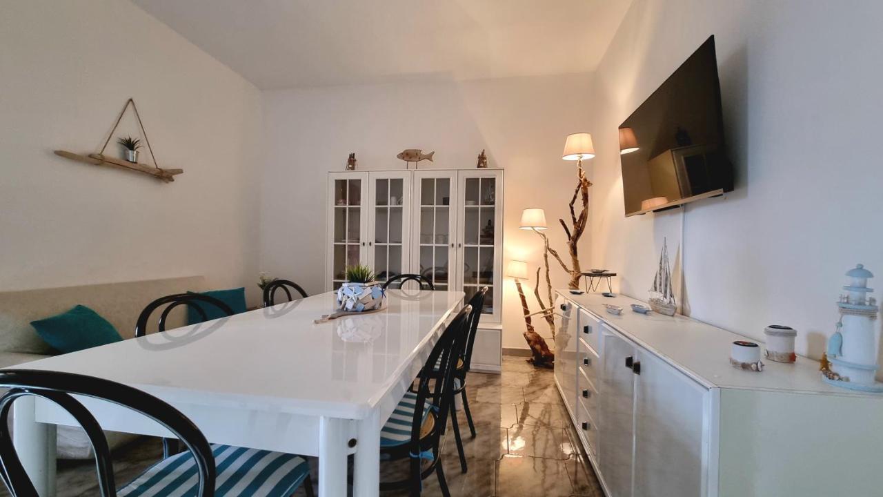 La Terrazza Dei Nonni Apartment ตอร์เร สเปคเคีย รุจเจรี ภายนอก รูปภาพ