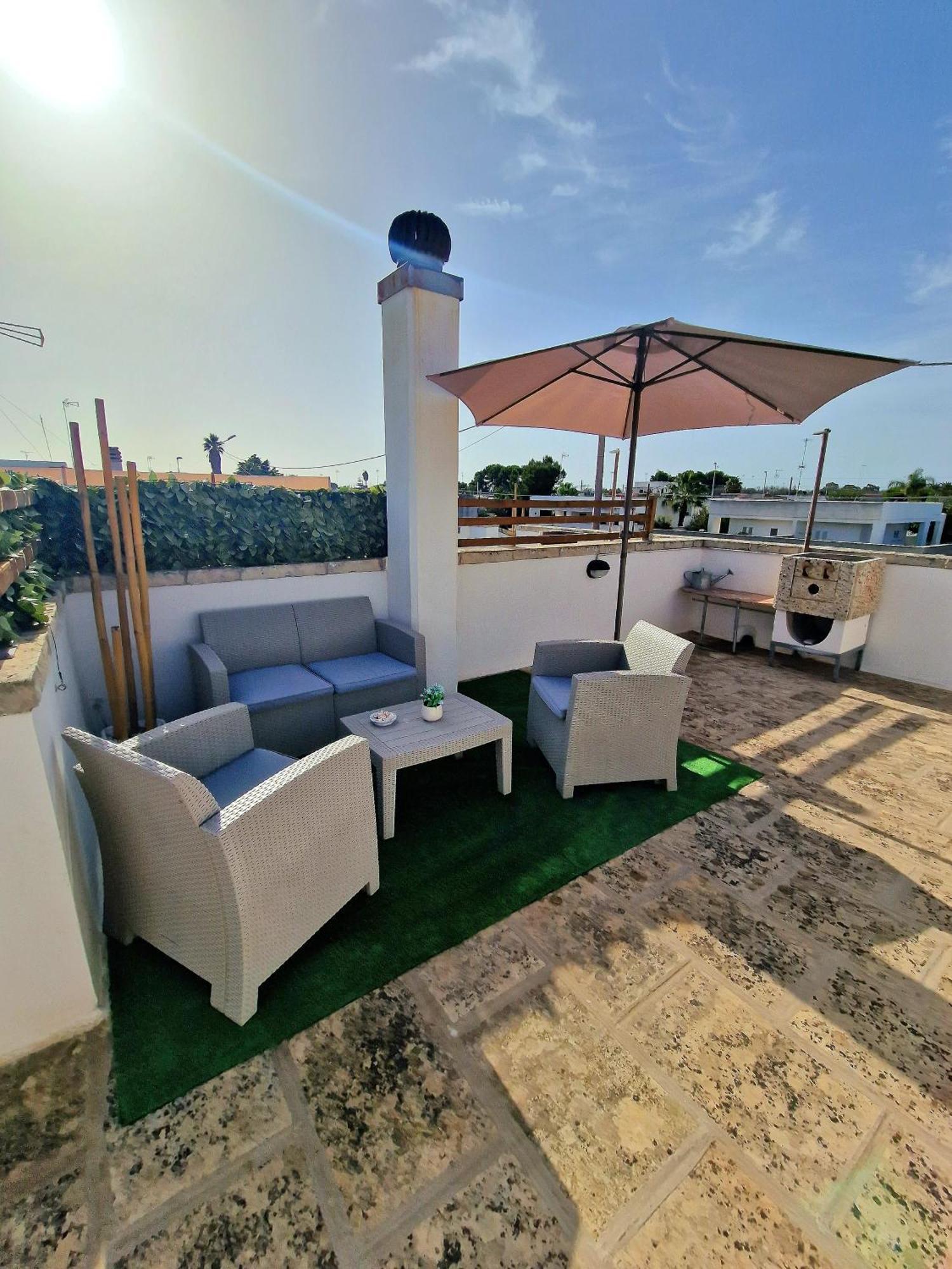 La Terrazza Dei Nonni Apartment ตอร์เร สเปคเคีย รุจเจรี ภายนอก รูปภาพ